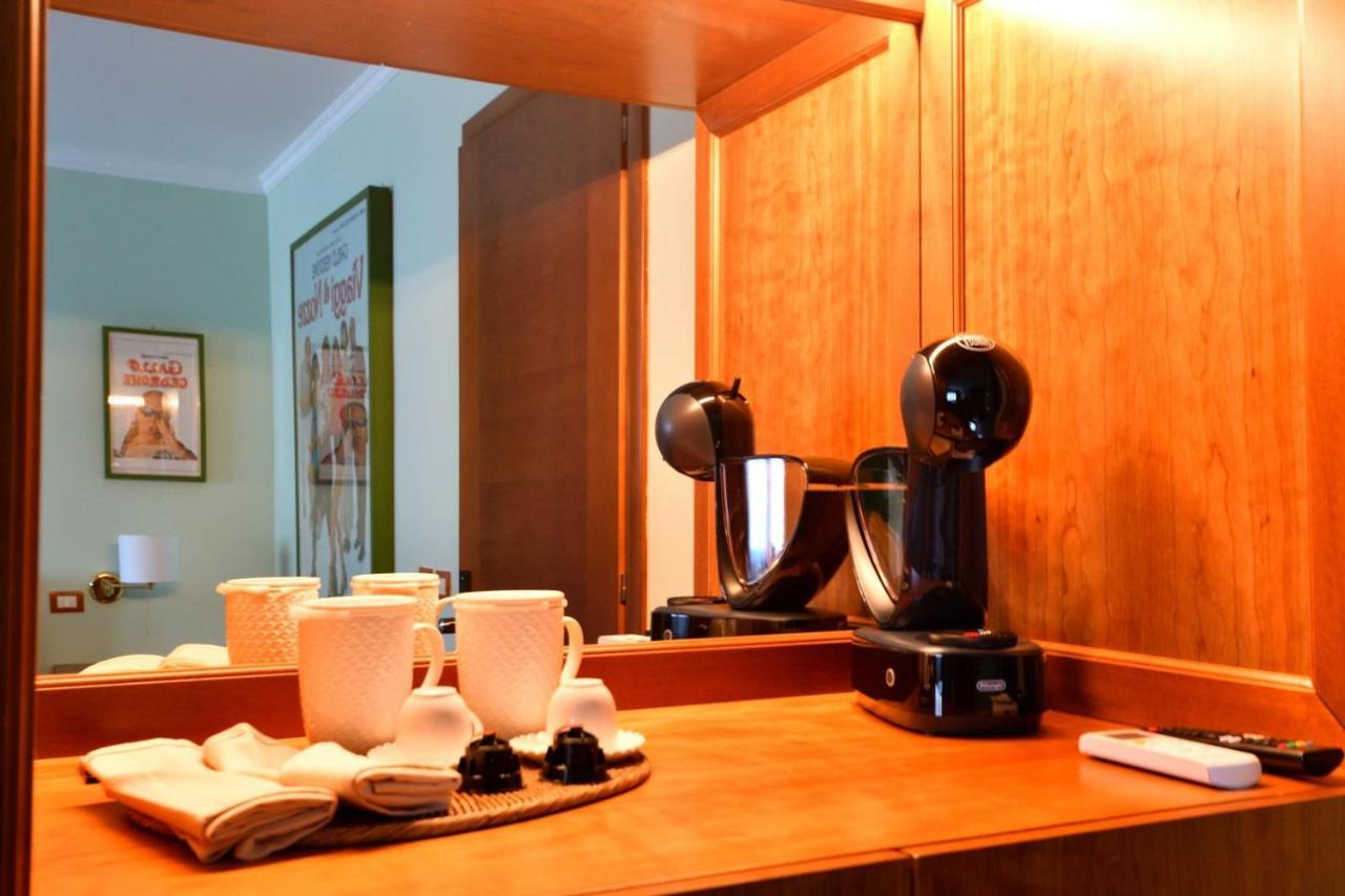 Le Cinema Bed & Breakfast ฟอร์เมีย ภายนอก รูปภาพ